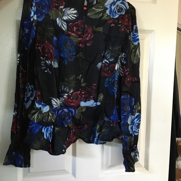 Zara Black Floral Peplum Long Sleeve Blouse - Picture 8 of 8